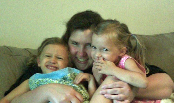 Endometrial cancer survivor Becky Joosten with her young nieces.